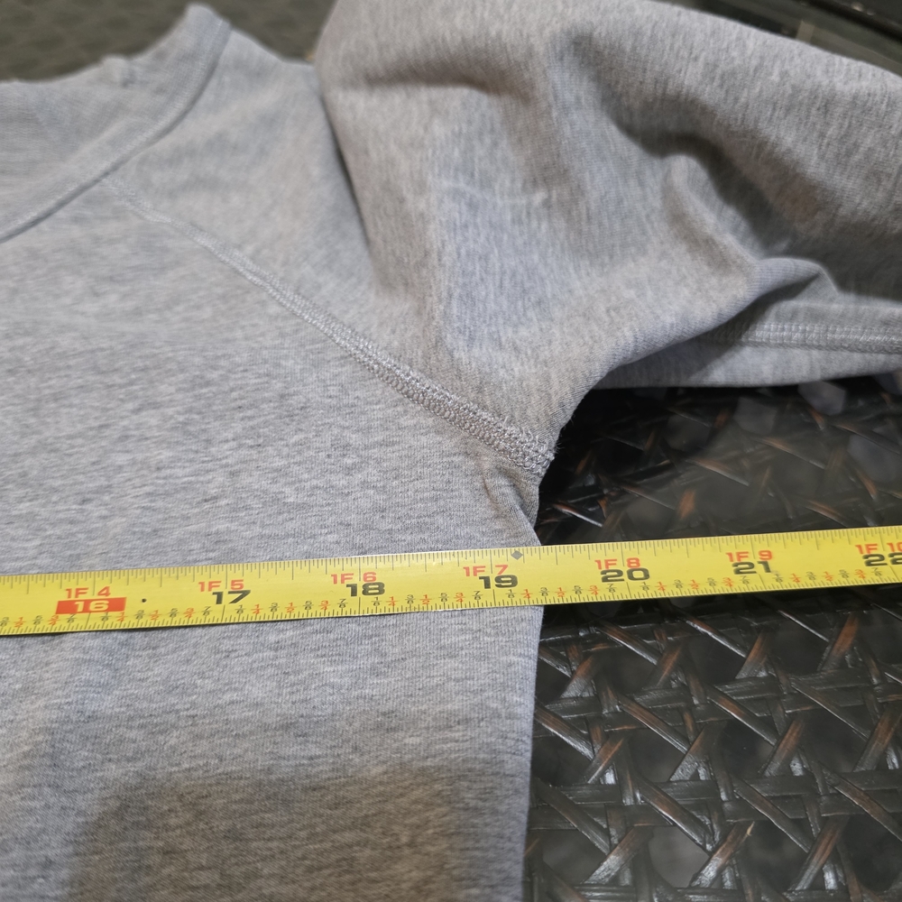 Lululemon Athletica Great Basic Gray Sweatshirt - image 7